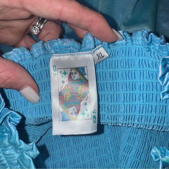 Queen of sparkles Iridescent Blue Shorts with Elastic Waistband sz XL- NWOT! - Picture 2 of 7